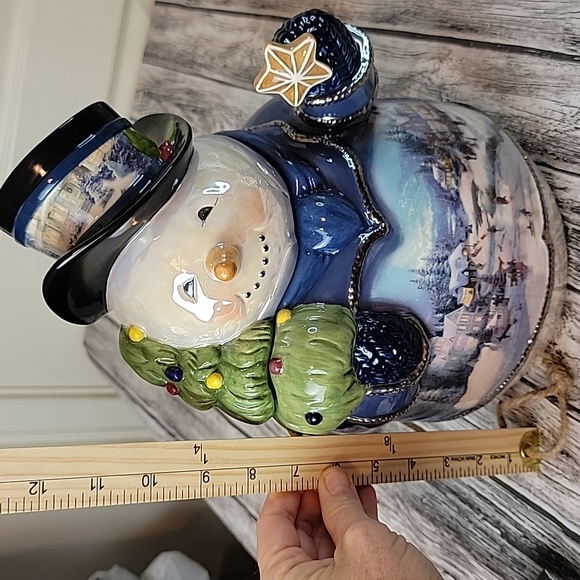 Bradford Exchange Thomas Kinkade Snowman Cookie Jar - Picture 14 of 15